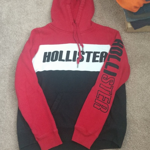 Size Small Hollister Hoodie - Picture 1 of 4